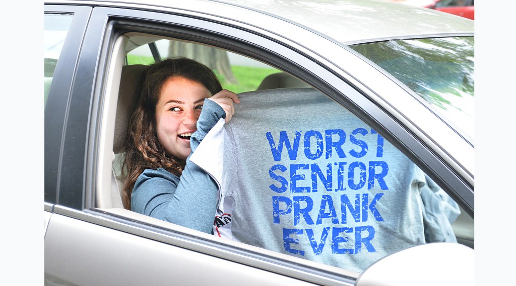 Danville seniors get caps and gowns curbside The AdvocateMessenger